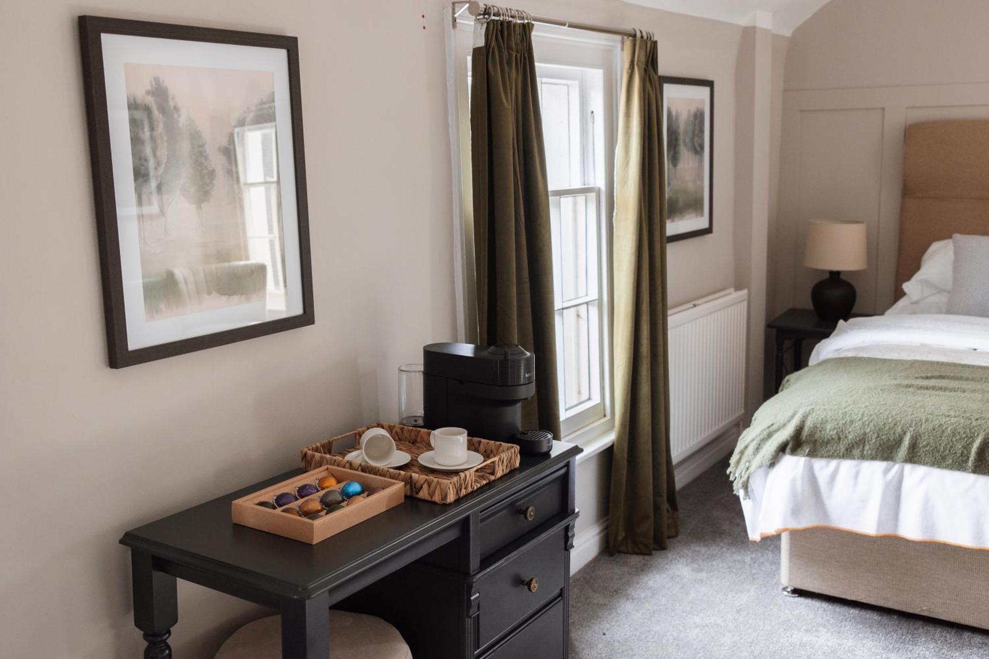 The Raven Hotel At Much Wenlock By Purestay ภายนอก รูปภาพ